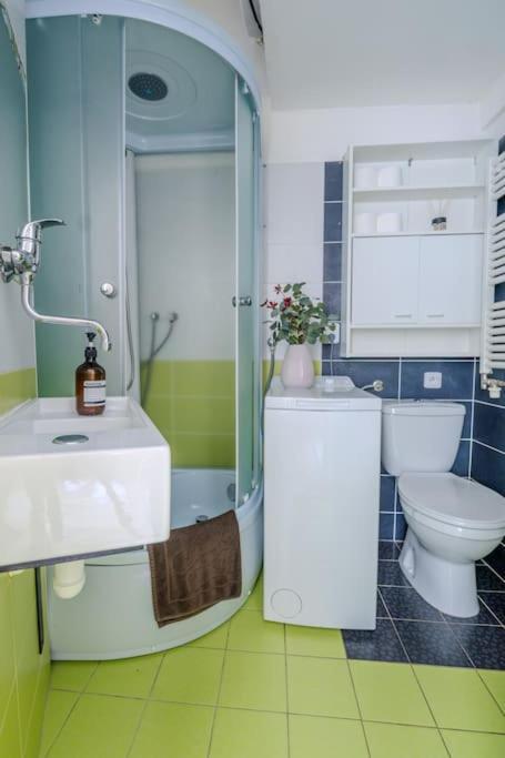 Beautiful New Town Apartment Prague Exterior photo